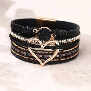 Black Magnetic closure bracelet 7.5"